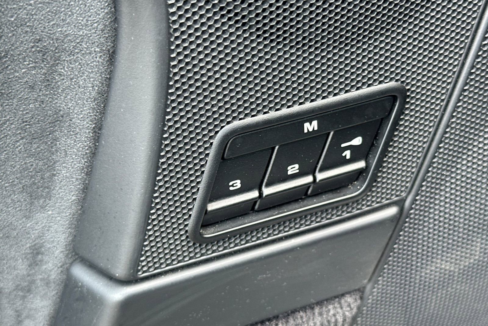 Used 2008 Porsche 911 GT2 image 13