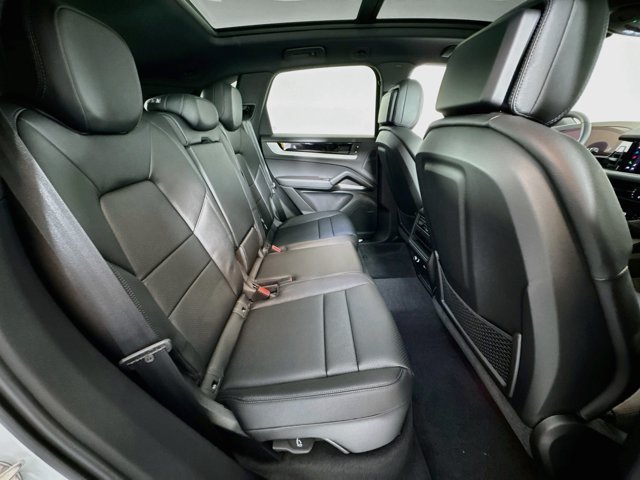 New 2026 Porsche Cayenne AWD/4WD image 24