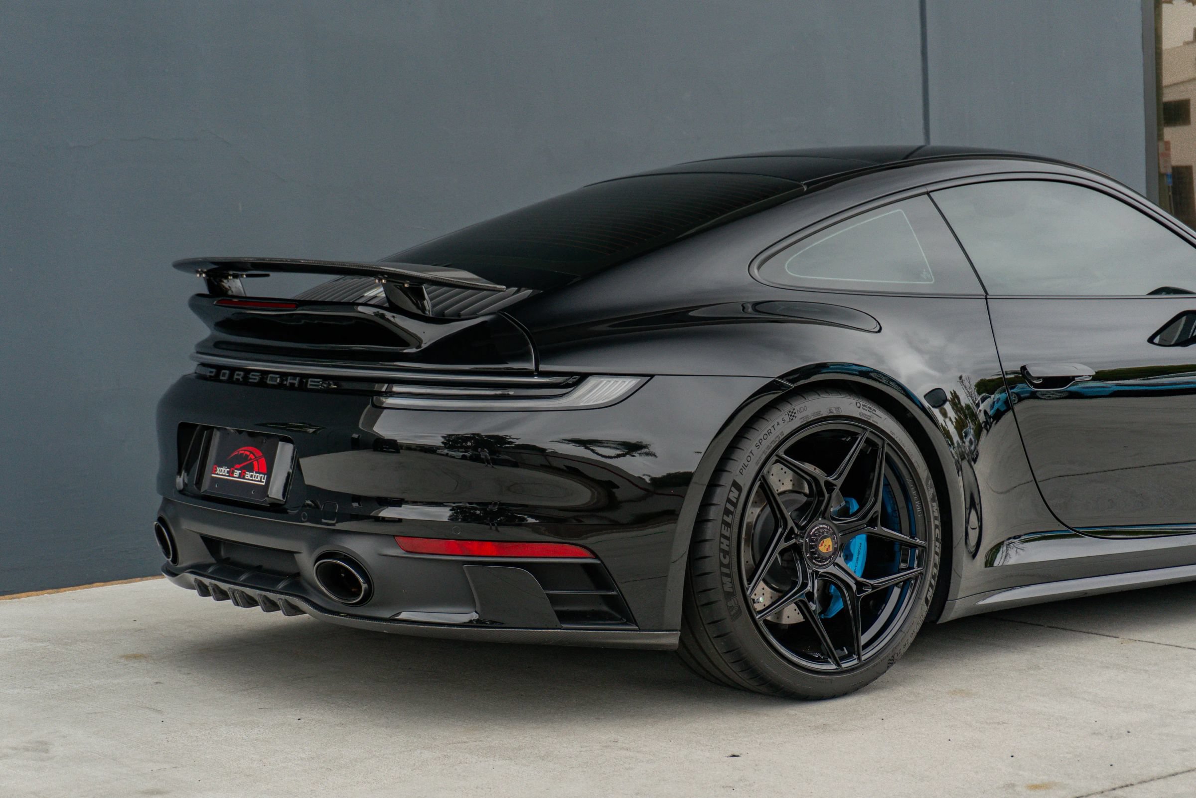 Used 2022 Porsche 911 Carrera 4 GTS w/ Premium Package AWD/4WD image 36