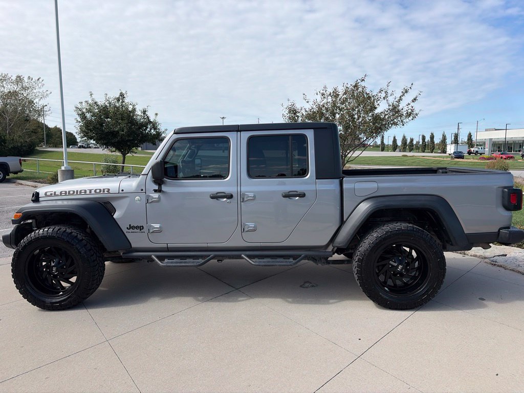 Used 2020 Jeep Gladiator Sport w/ Quick Order Package 24S AWD/4WD image 5