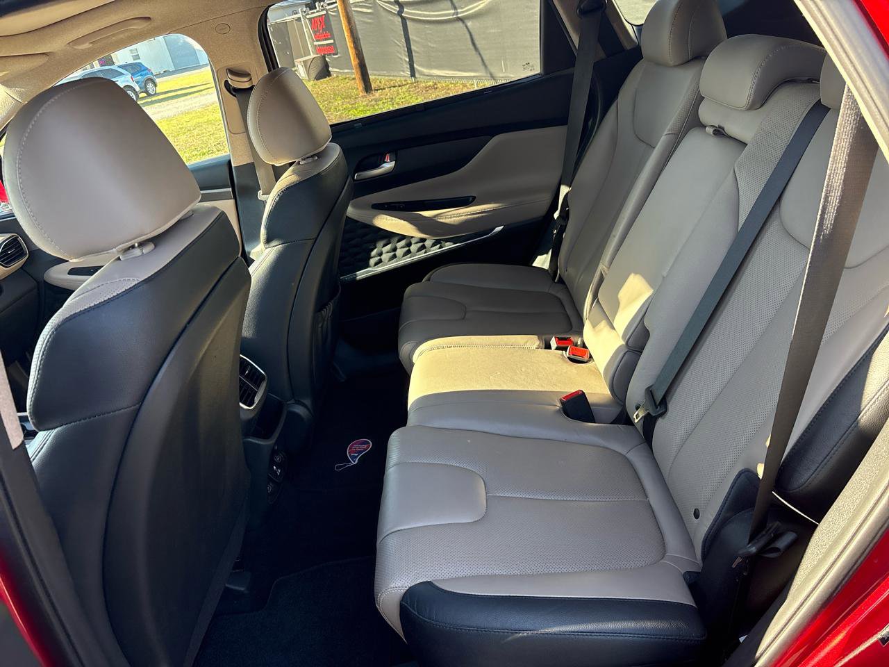 Used 2020 Hyundai Santa Fe Limited image 27