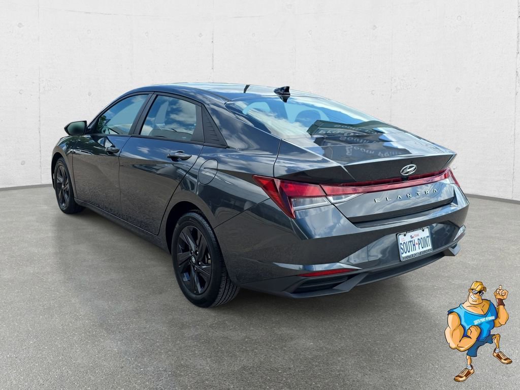 Certified 2023 Hyundai Elantra SEL image 7