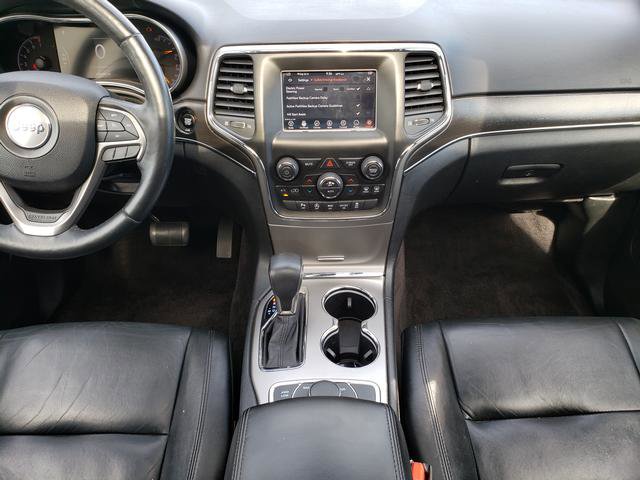 Used 2018 Jeep Grand Cherokee Limited AWD/4WD image 17