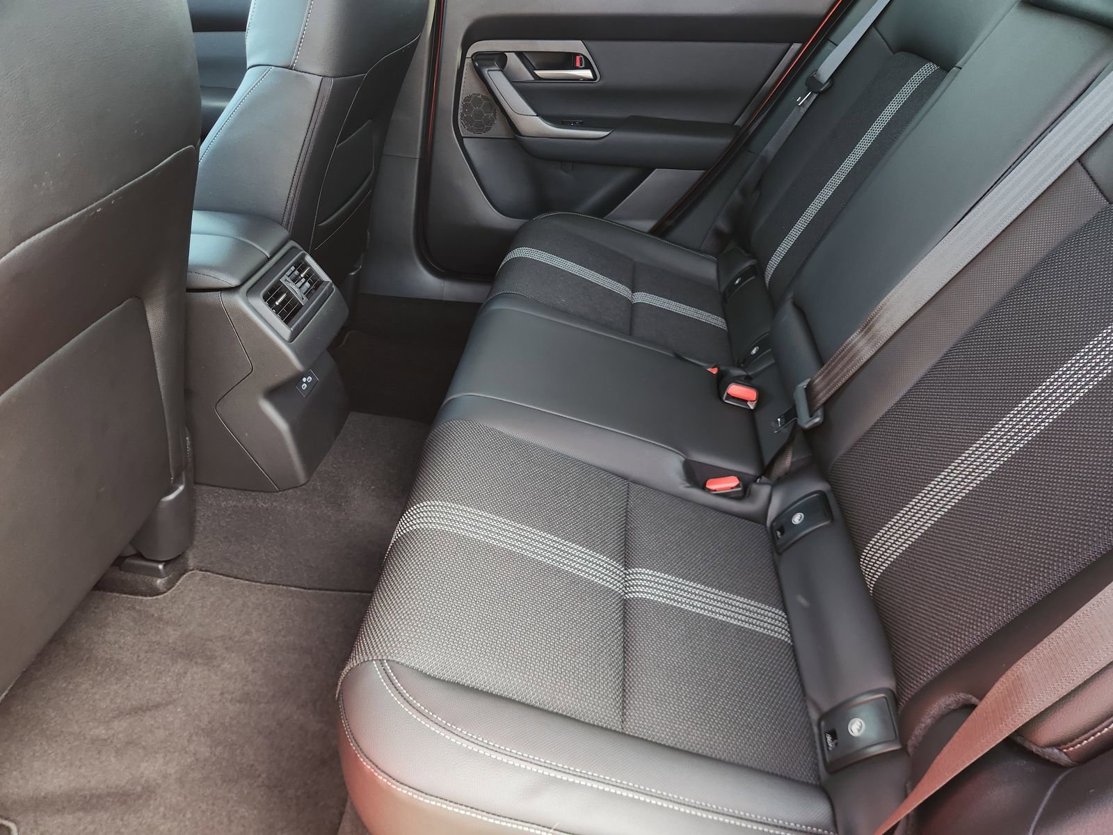 New 2026 MAZDA CX-50 AWD 2.5 S w/ Cargo Package image 25