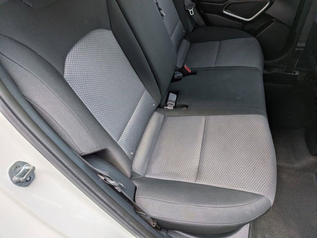 Used 2023 Kia Soul LX w/ LX Technology Package FWD image 22
