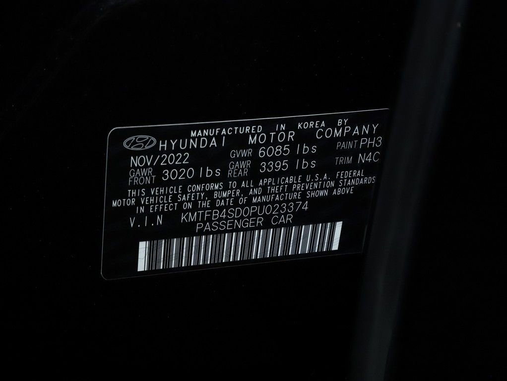 Used 2023 Genesis G90 3.5T AWD/4WD image 24