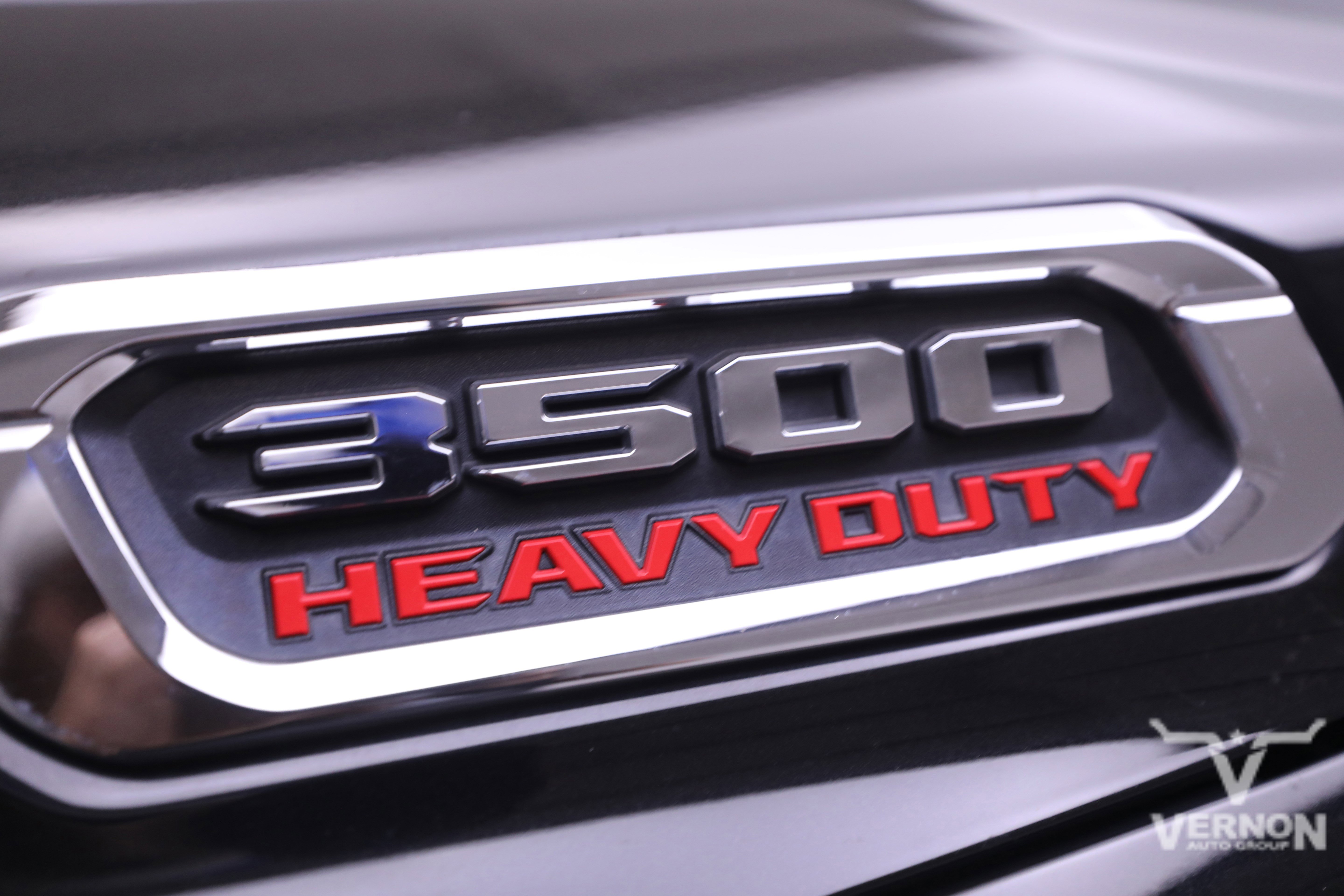 Used 2019 RAM 3500 Laramie image 11