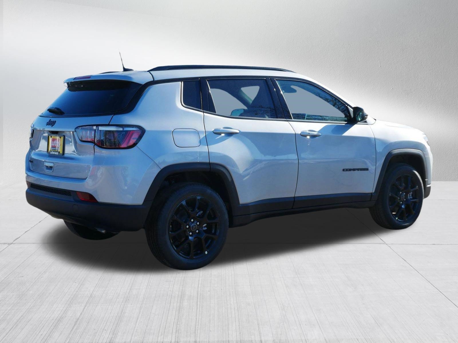 New 2026 Jeep Compass Latitude AWD/4WD image 7