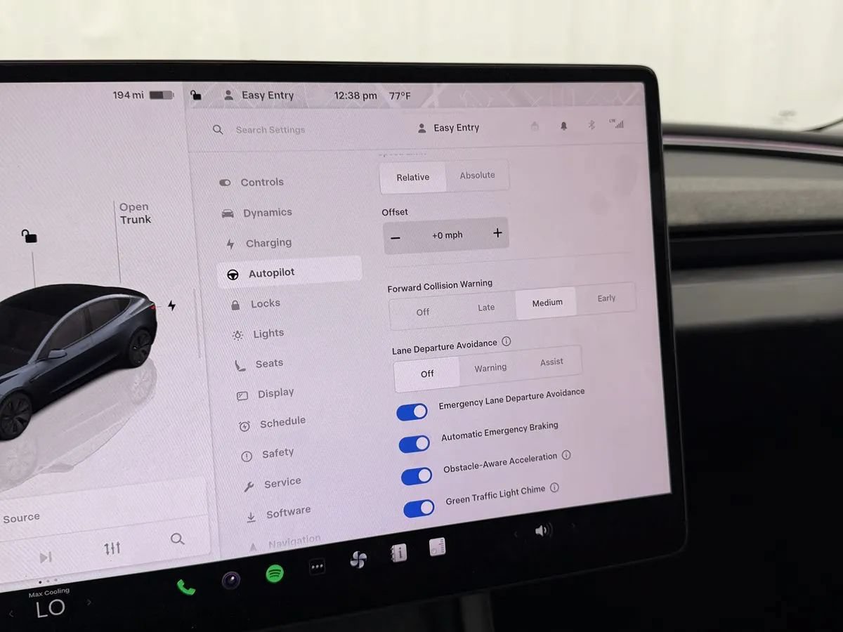 Used 2024 Tesla Model 3 Long Range AWD/4WD image 25