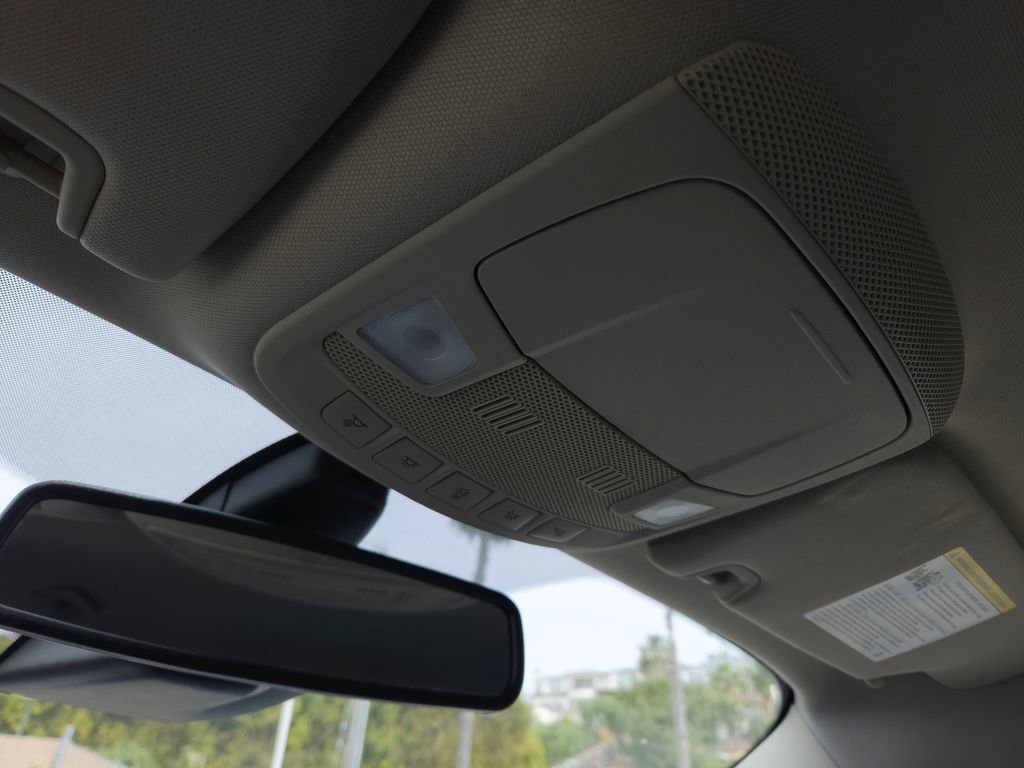 Used 2019 Ford Fusion SE w/ Equipment Group 151A image 14