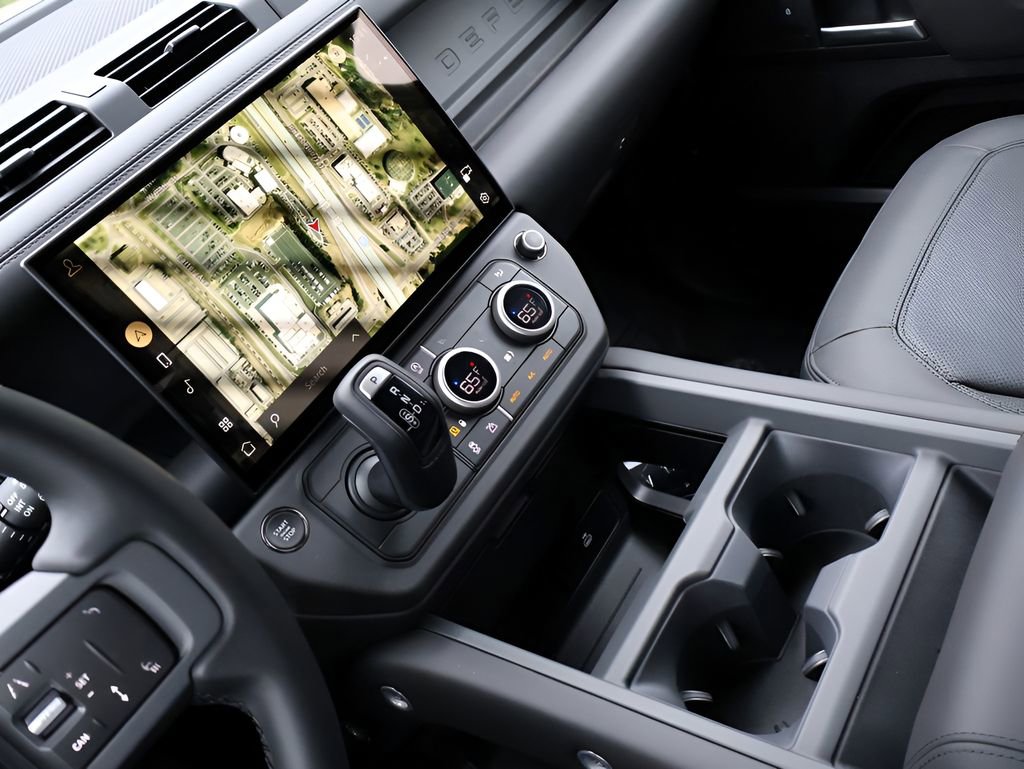 New 2026 Land Rover Defender 110 X-Dynamic SE AWD/4WD image 18