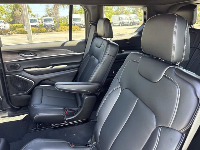 New 2026 Jeep Grand Cherokee L Limited image 11