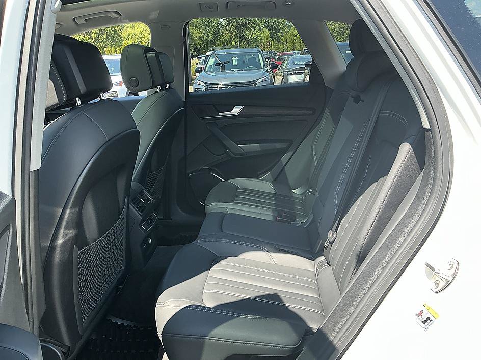 Used 2021 Audi Q5 2.0T Premium w/ Convenience Package AWD/4WD image 24
