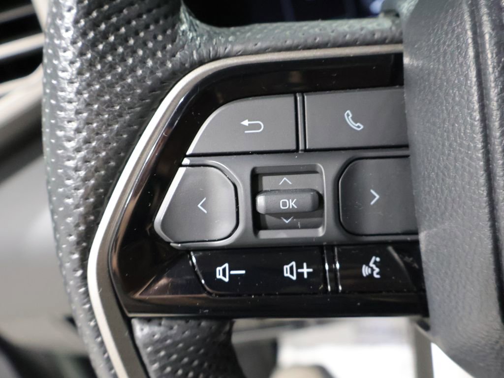 Used 2024 Toyota Tundra Limited w/ TRD Off-Road Package AWD/4WD image 32