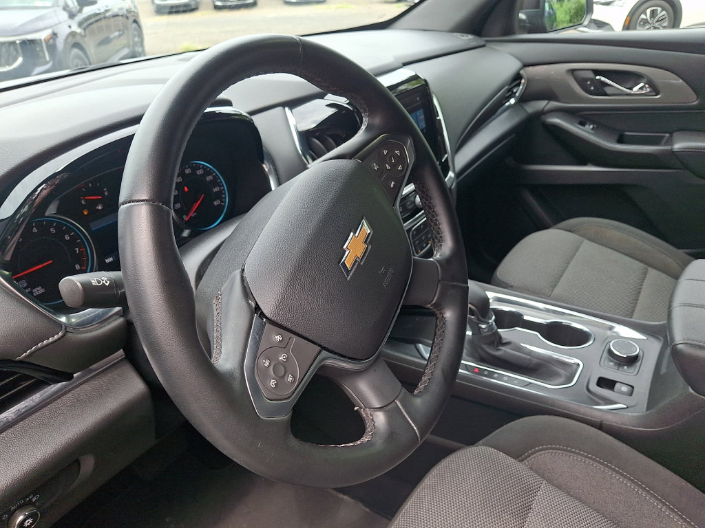 Used 2023 Chevrolet Traverse LT AWD/4WD image 29