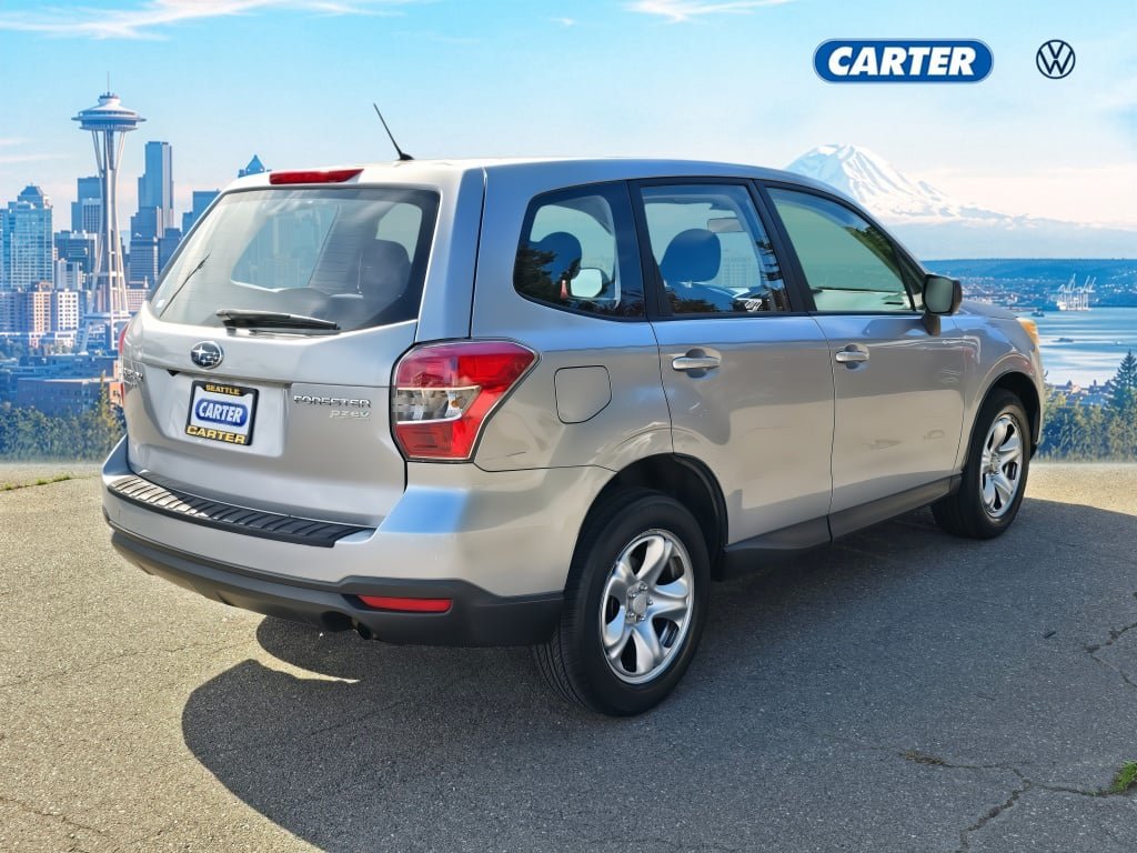 Used 2014 Subaru Forester 2.5i AWD/4WD image 3