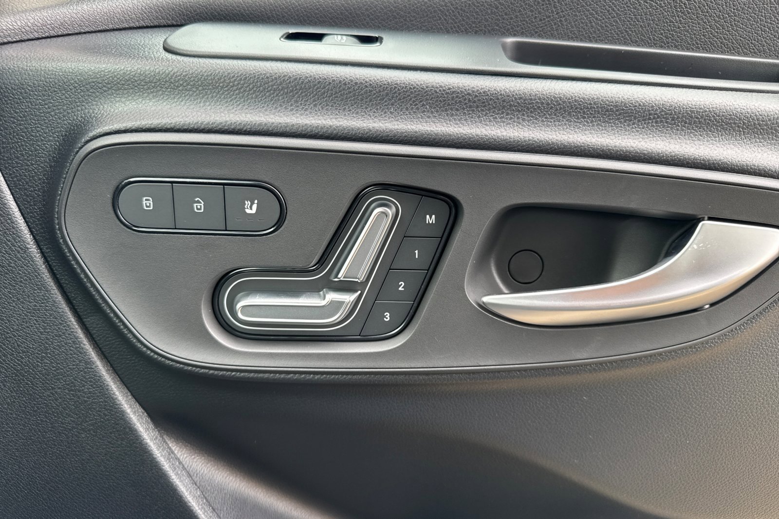 New 2025 Mercedes-Benz Sprinter 2500 image 19