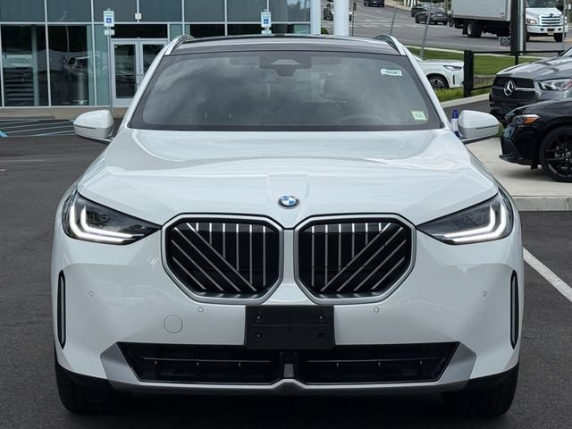 Certified 2026 BMW X3 xDrive30i w/ Convenience Package AWD/4WD image 2
