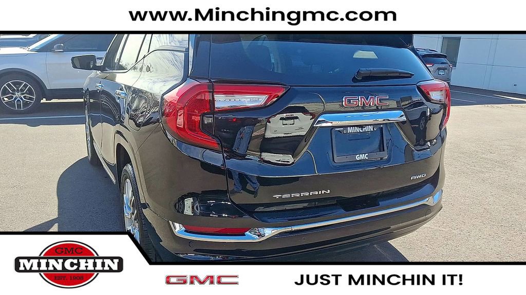 Used 2022 GMC Terrain Denali image 9