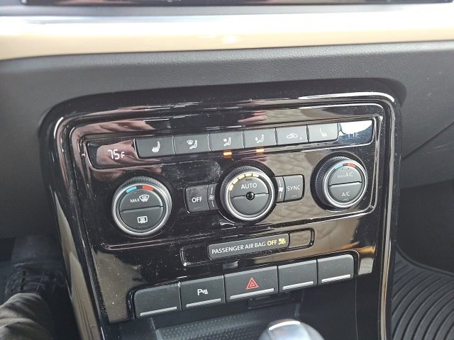 Used 2019 Volkswagen Beetle 2.0T Final Edition SEL image 20