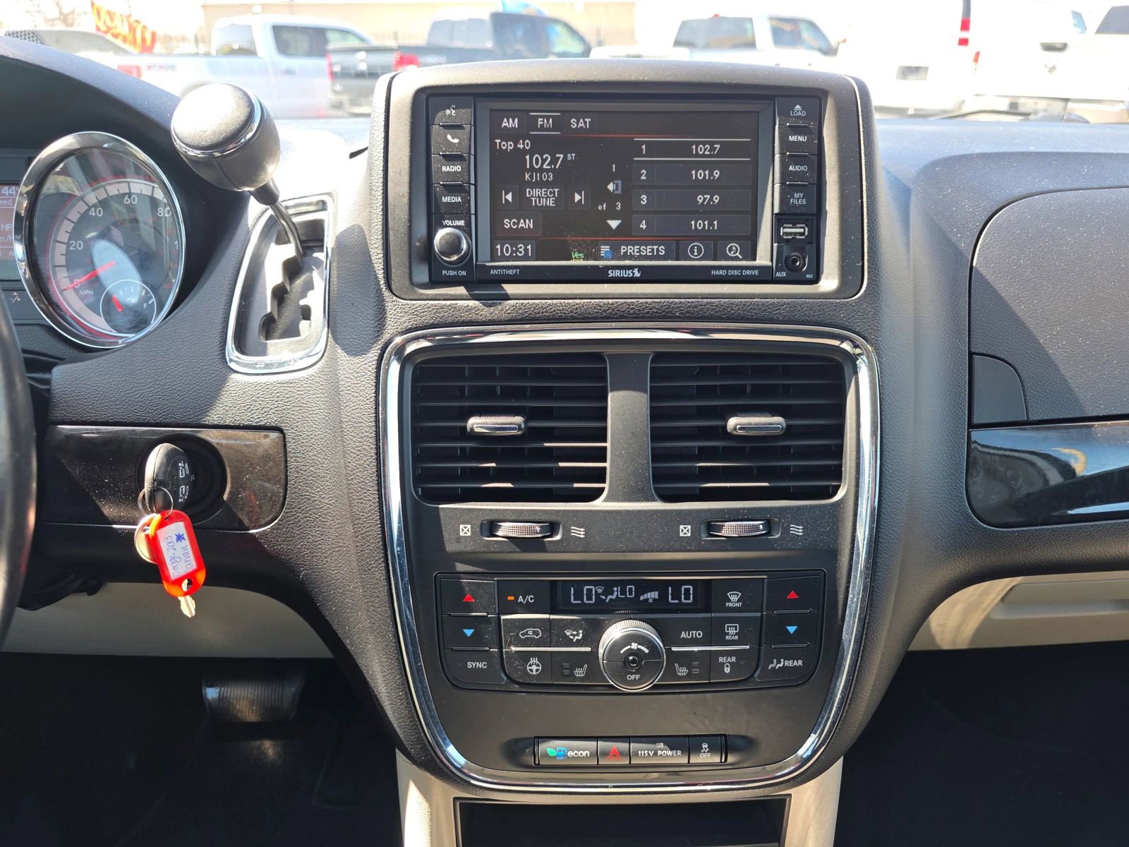 Used 2013 Dodge Grand Caravan Crew w/ Entertainment Group 1 image 18