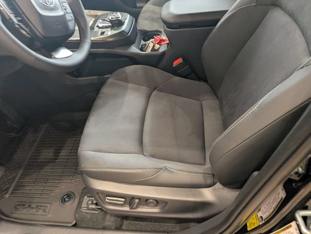 New 2026 Toyota C-HR AWD/4WD image 23