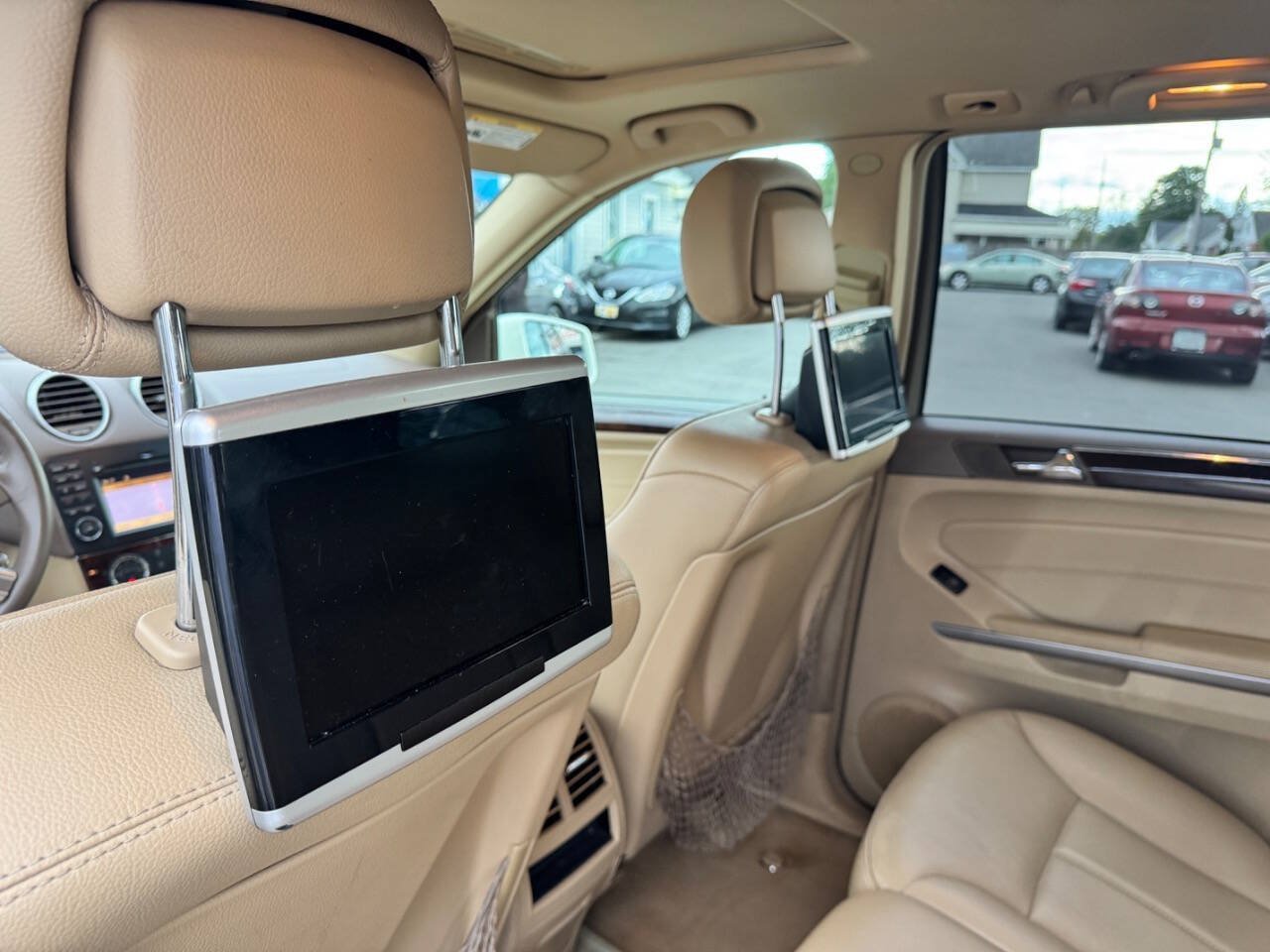 Used 2012 Mercedes-Benz GL 450 4MATIC image 17