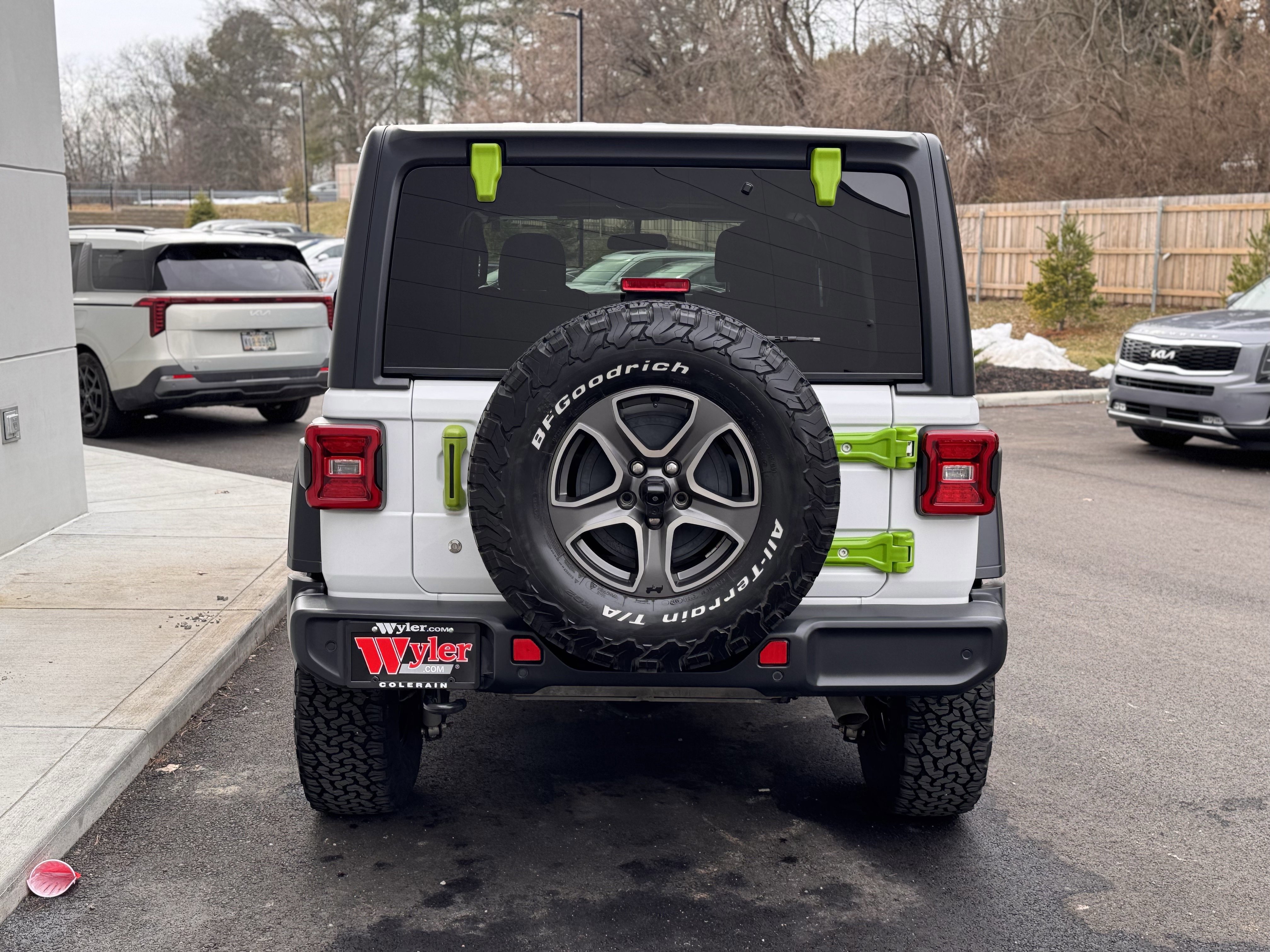 Used 2018 Jeep Wrangler Unlimited Sport S image 32