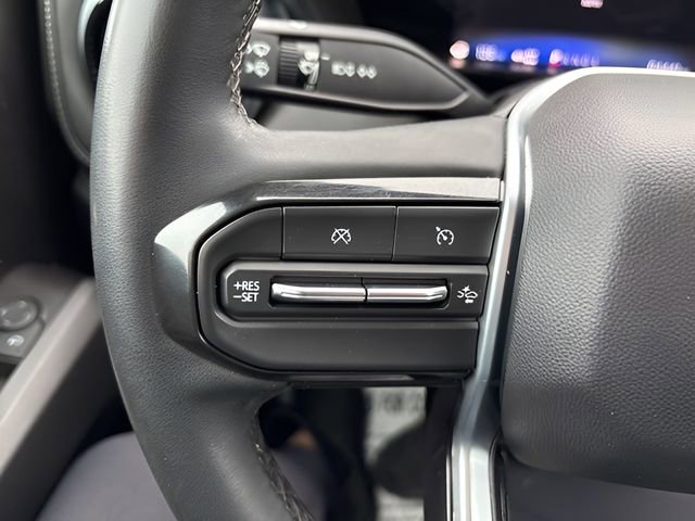 Used 2023 Chevrolet Colorado LT w/ LT Convenience Package II image 10