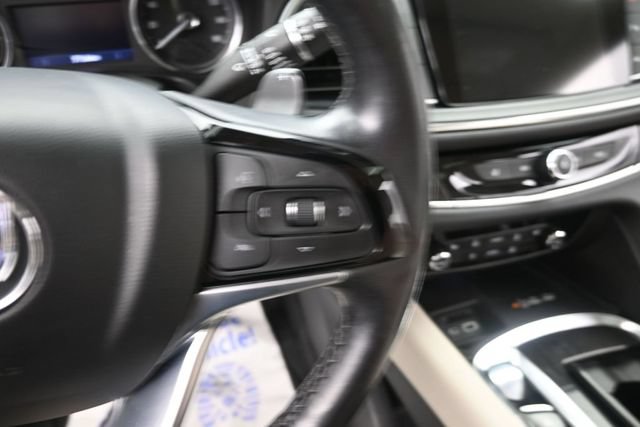 Used 2022 Buick Enclave Essence w/ Experience Buick Package FWD image 23