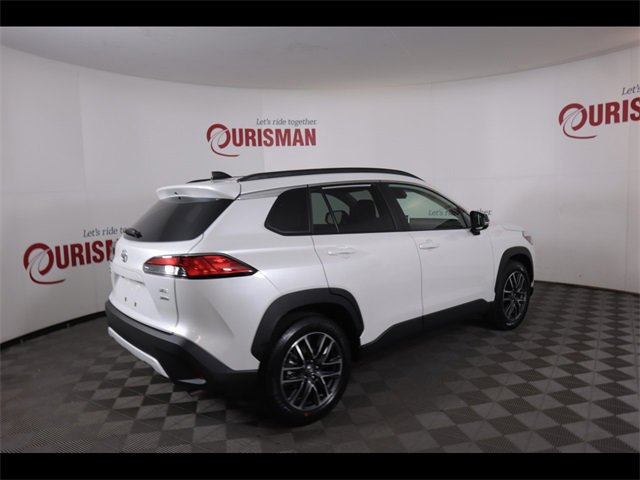 Used 2026 Toyota Corolla Cross XLE w/ Convenience Package image 11