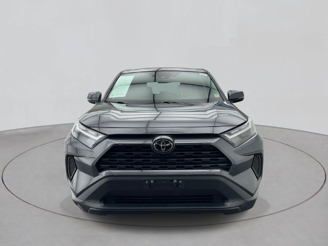 Used 2023 Toyota RAV4 LE AWD/4WD image 6