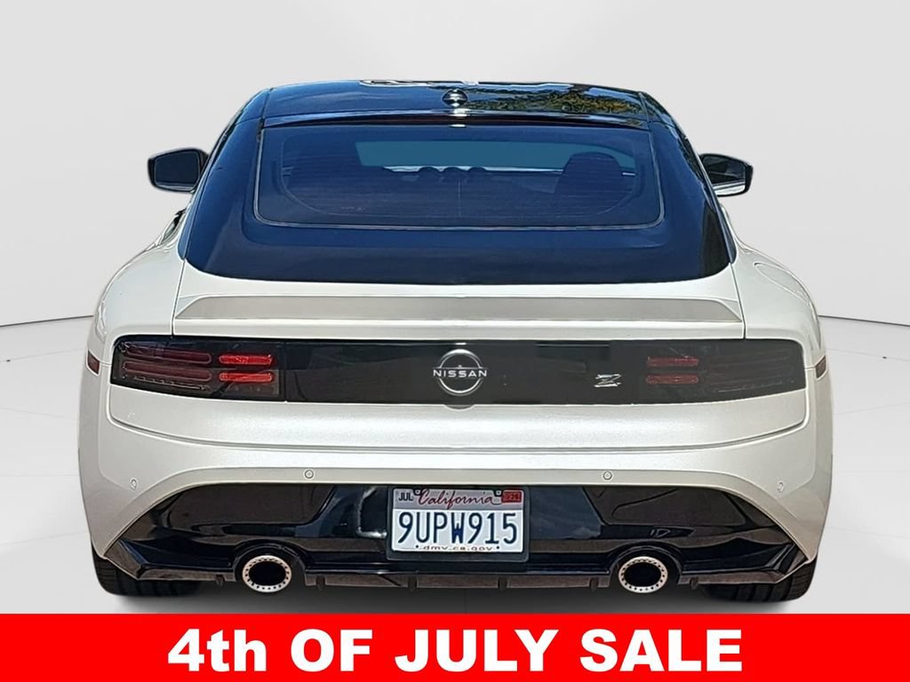 Used 2025 Nissan Z Performance w/ Floor Mat Package RWD image 4