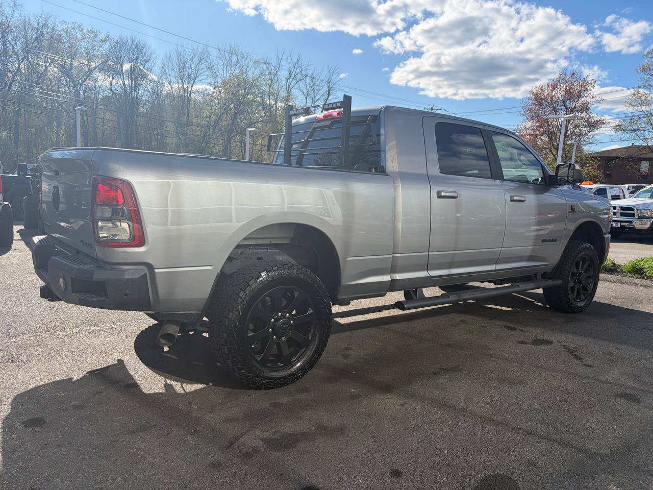Used 2021 RAM 2500 Big Horn w/ Night Edition AWD/4WD image 7