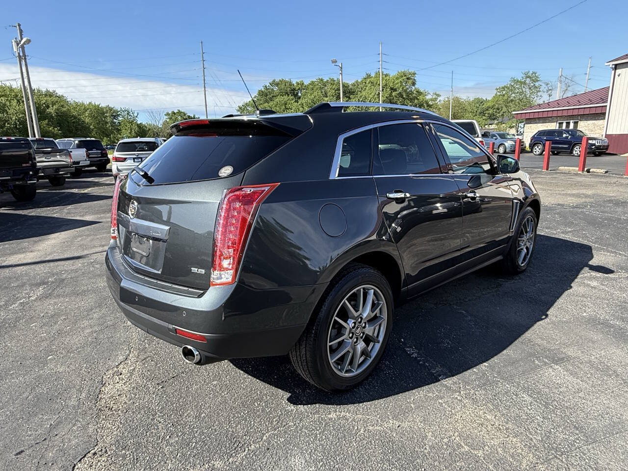 Used 2016 Cadillac SRX Performance w/ Midnight Edition Package FWD image 5