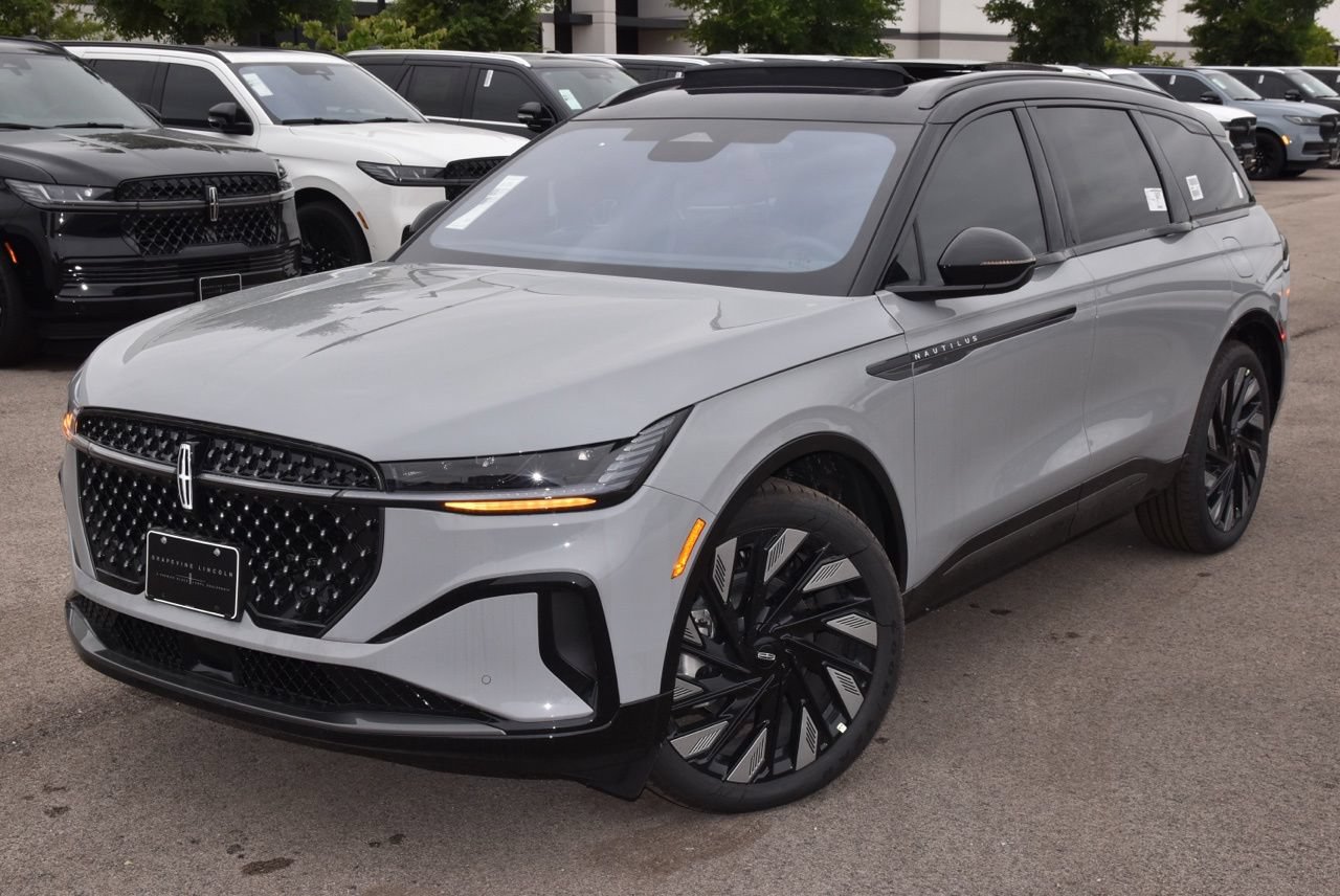 New 2026 Lincoln Nautilus Reserve w/ Jet Appearance Package AWD/4WD image 19