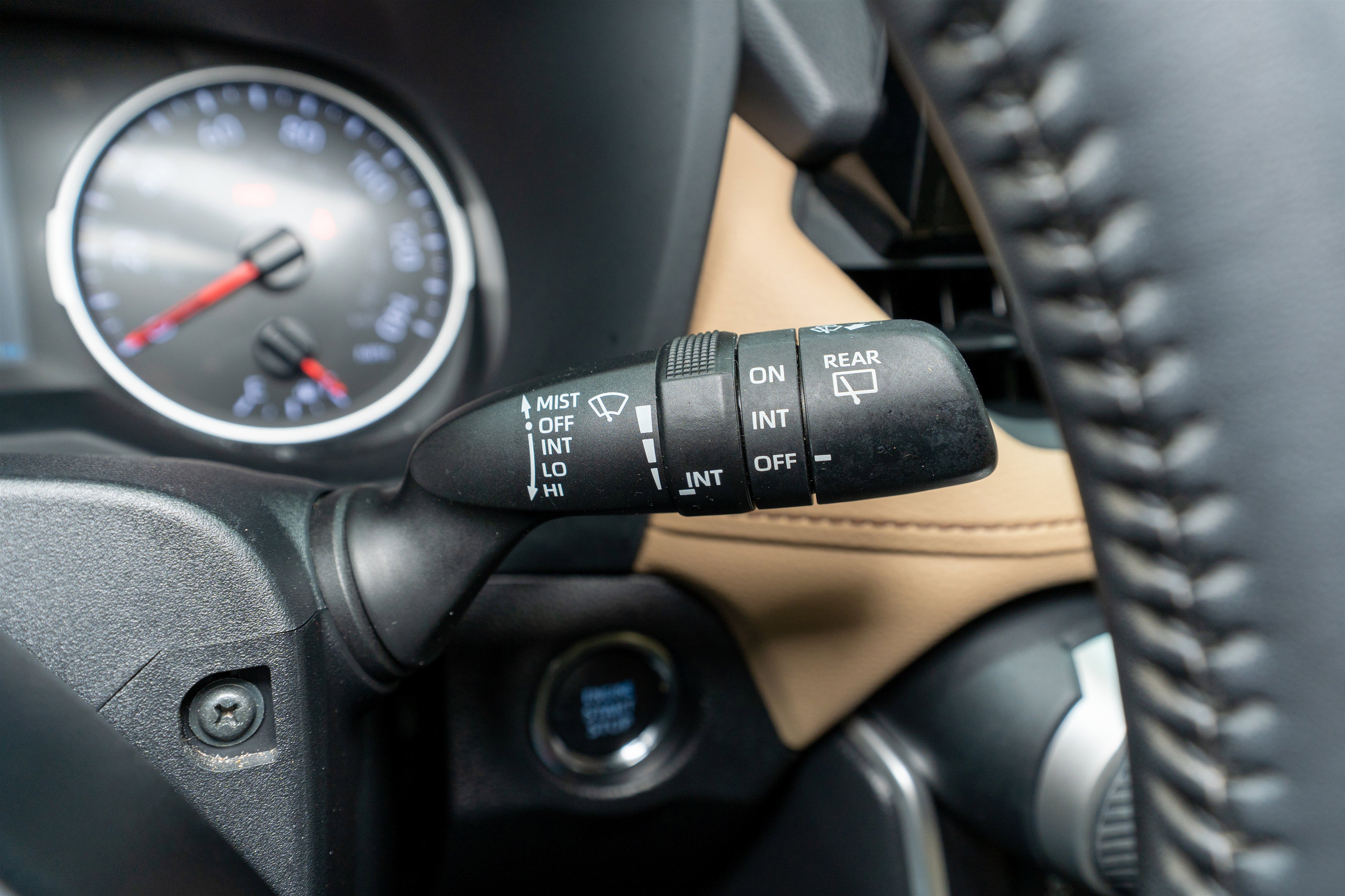 Used 2019 Toyota RAV4 XLE Premium image 26