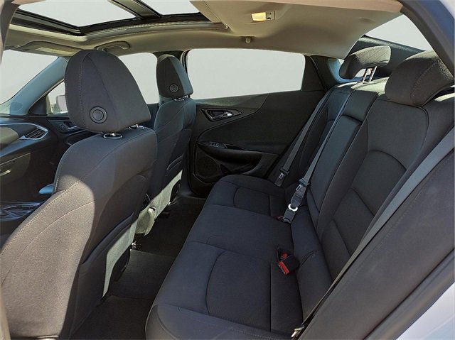 Used 2022 Chevrolet Malibu LT image 9