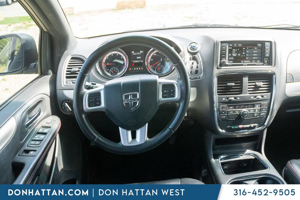 Used 2016 Dodge Grand Caravan R/T FWD image 7