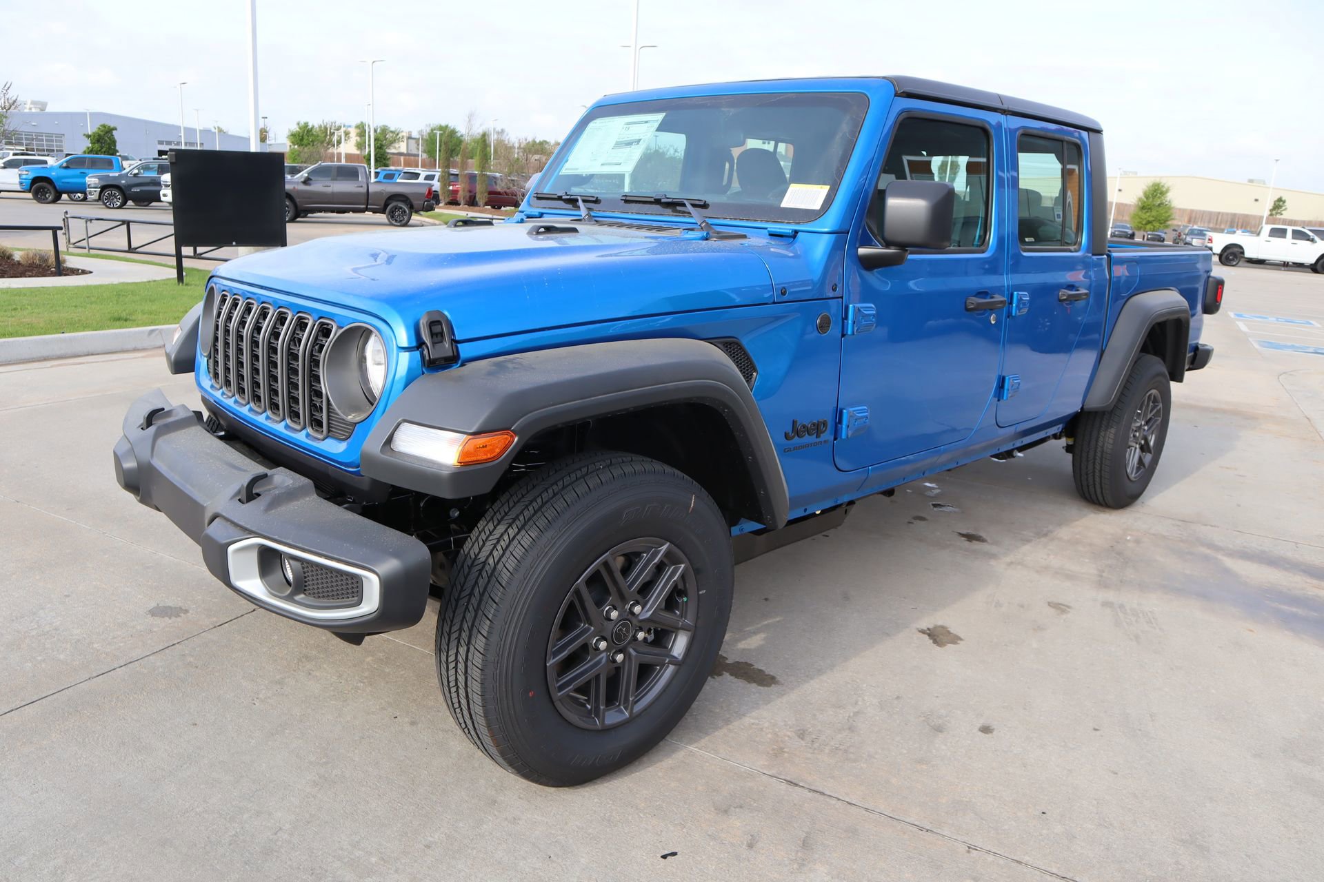 New 2026 Jeep Gladiator Sport AWD/4WD image 11