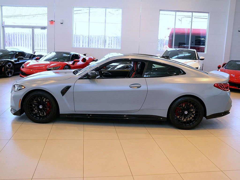 Used 2023 BMW M4 CSL image 3