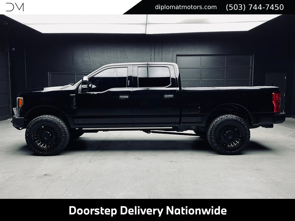 Used 2017 Ford F250 Platinum w/ Platinum Ultimate Package AWD/4WD image 4