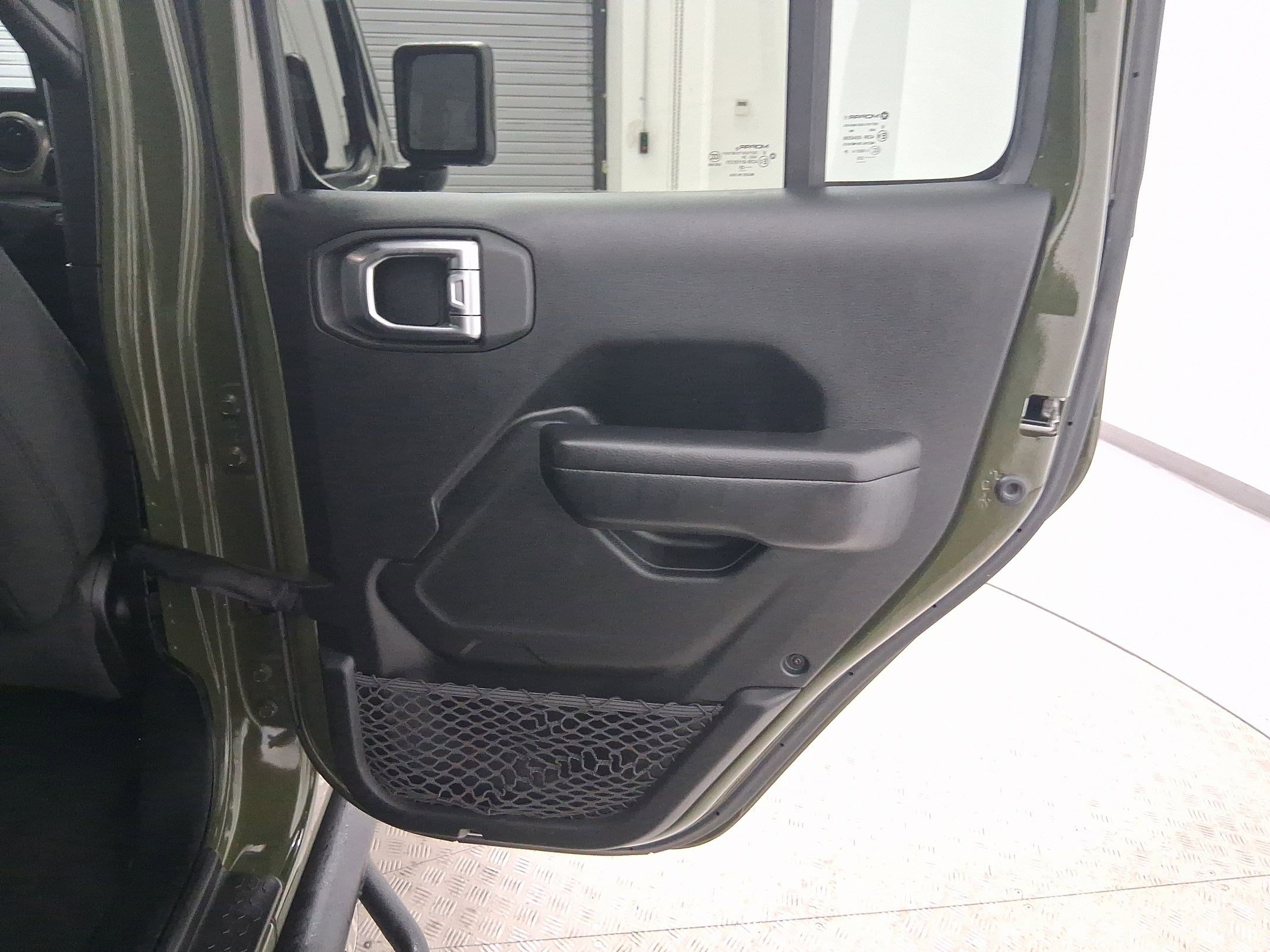 Used 2020 Jeep Wrangler Willys image 19