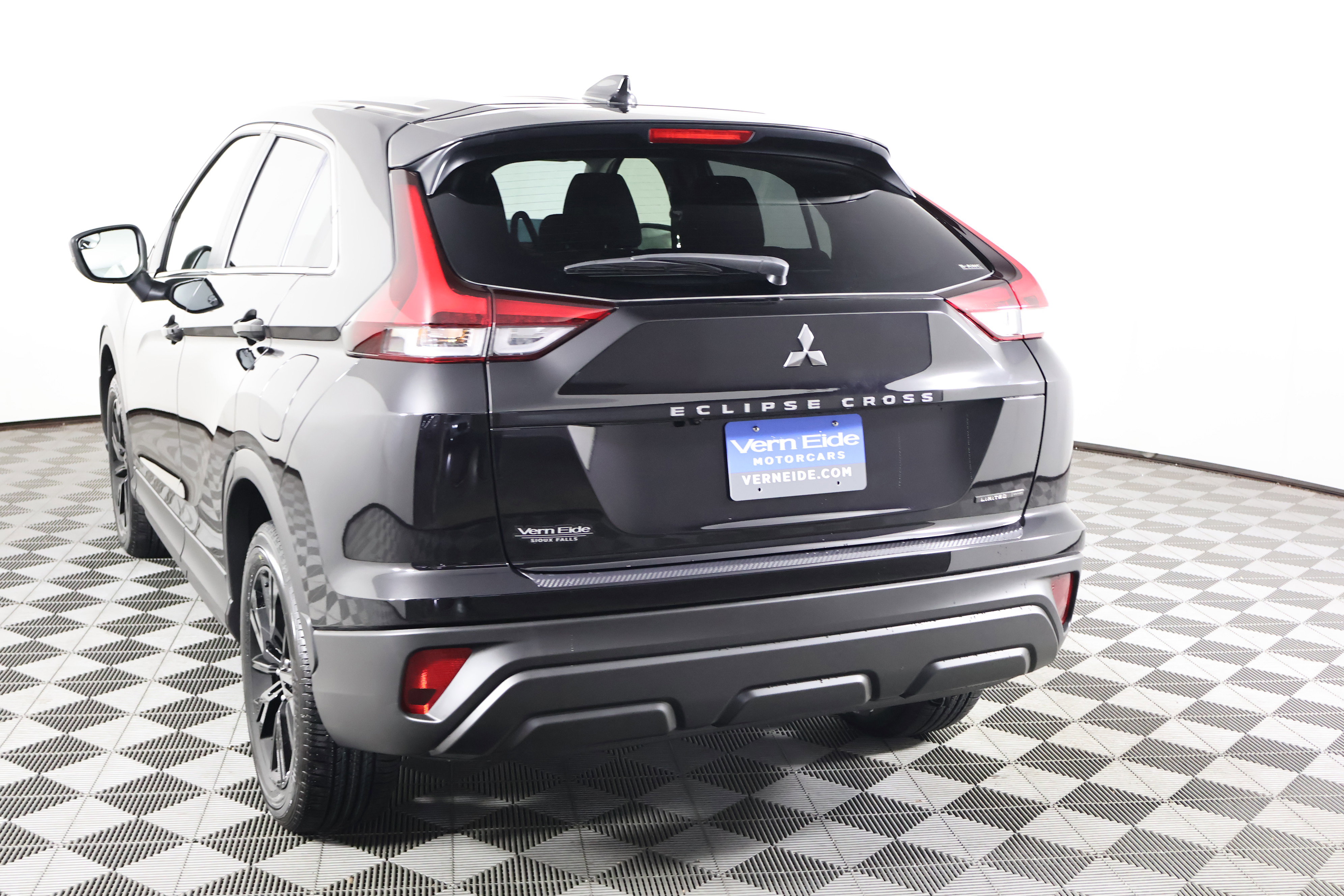 New 2026 Mitsubishi Eclipse Cross LE image 7