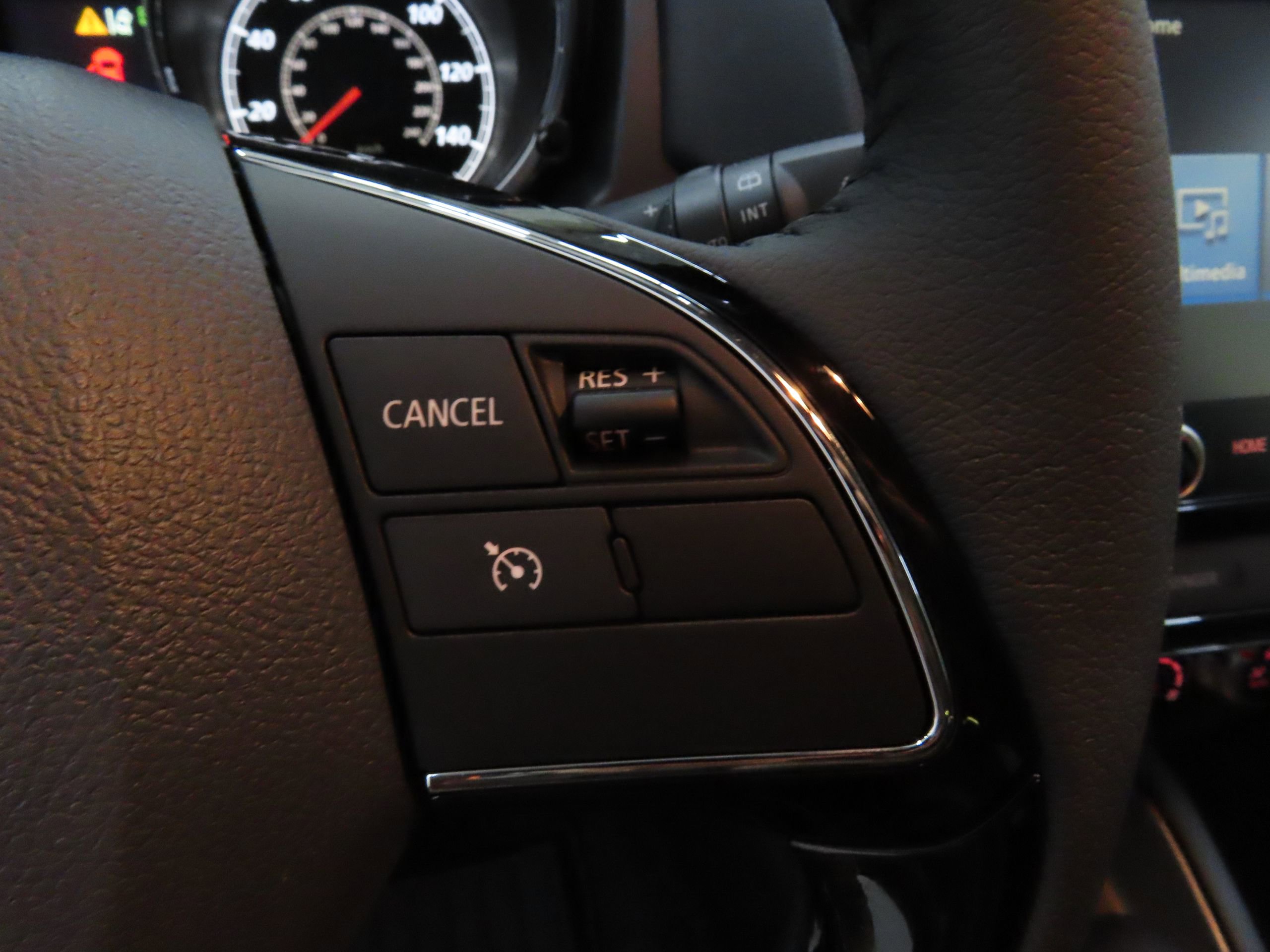 New 2025 Mitsubishi Outlander Sport SE image 13