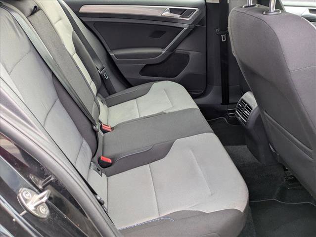 Used 2016 Volkswagen e-Golf SE w/ DC Fast Charging Package FWD image 16