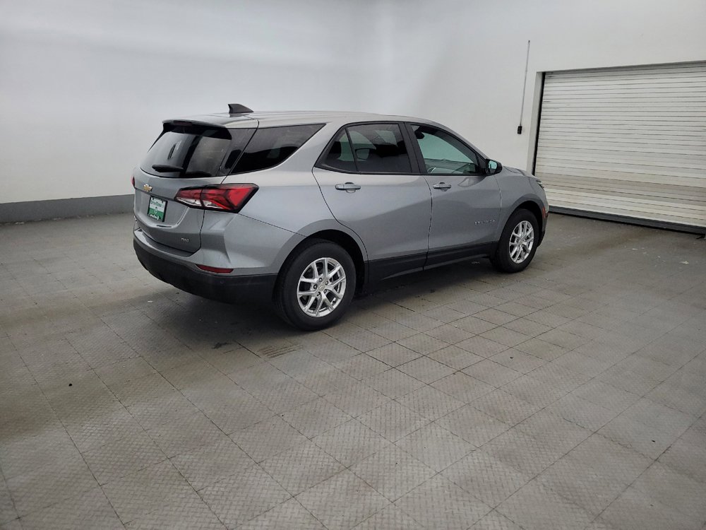 Used 2024 Chevrolet Equinox LS w/ LS Convenience Package AWD/4WD image 10