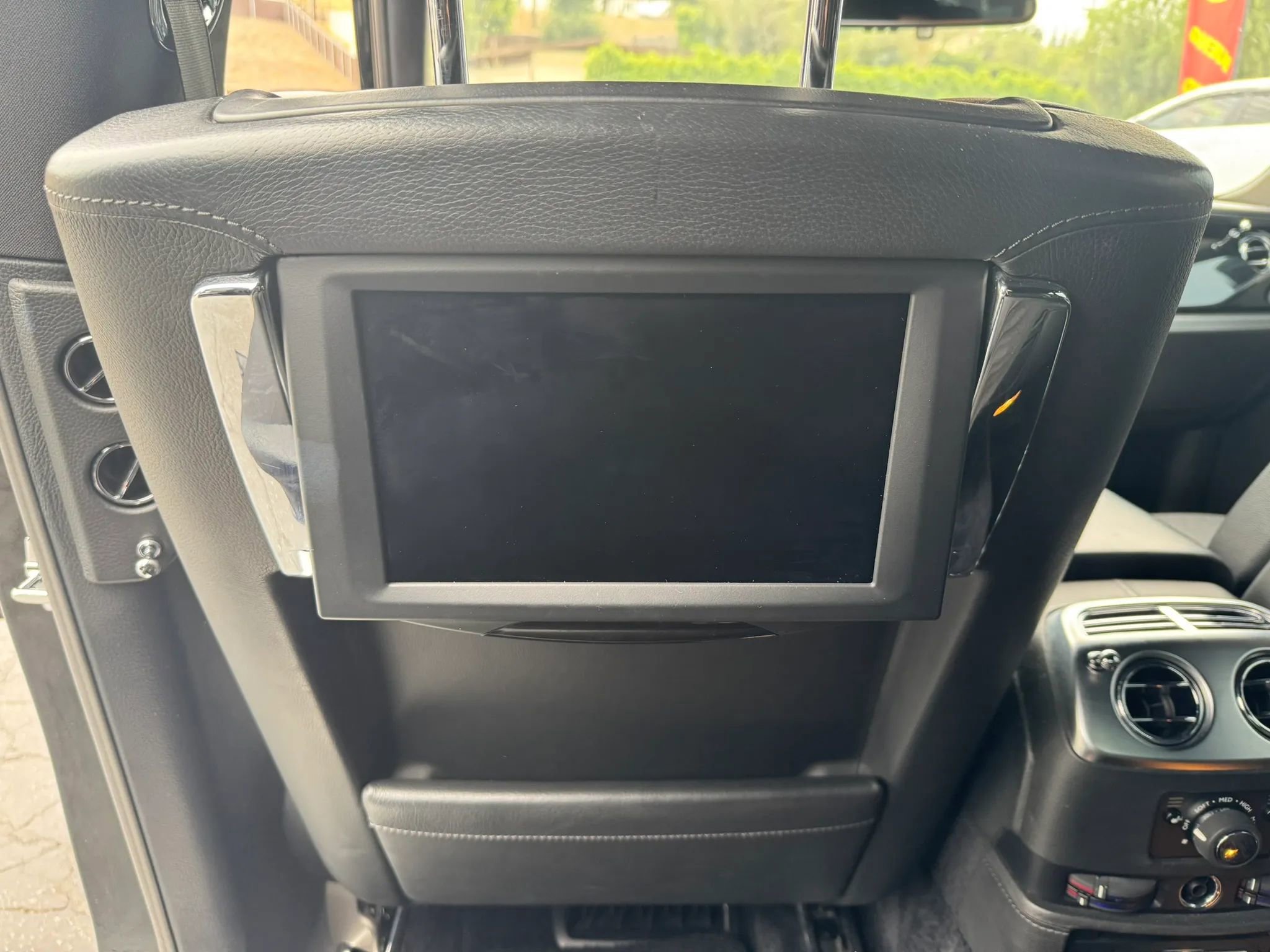 Used 2013 Rolls-Royce Ghost RWD image 21