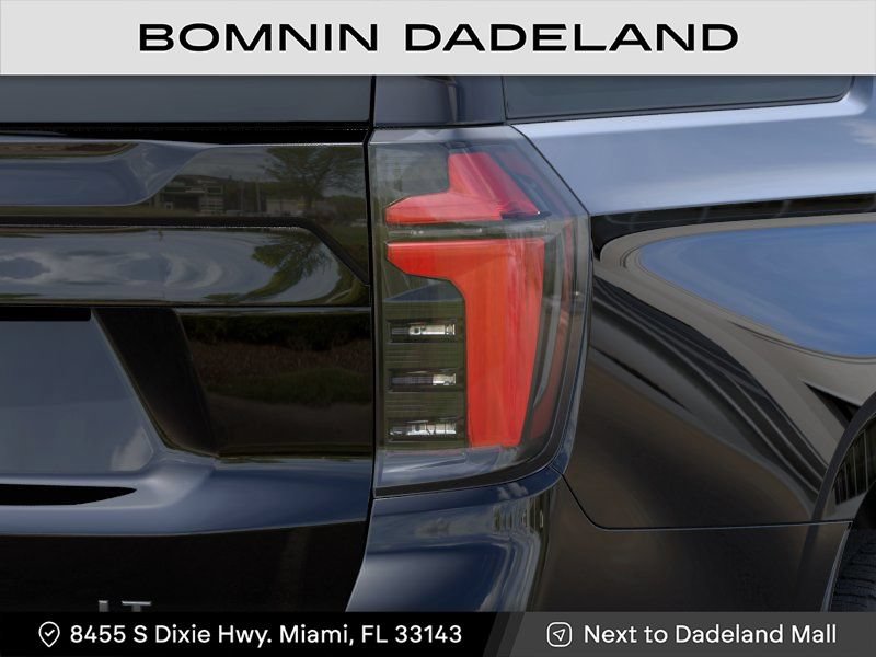 New 2026 Chevrolet Suburban LT RWD image 11