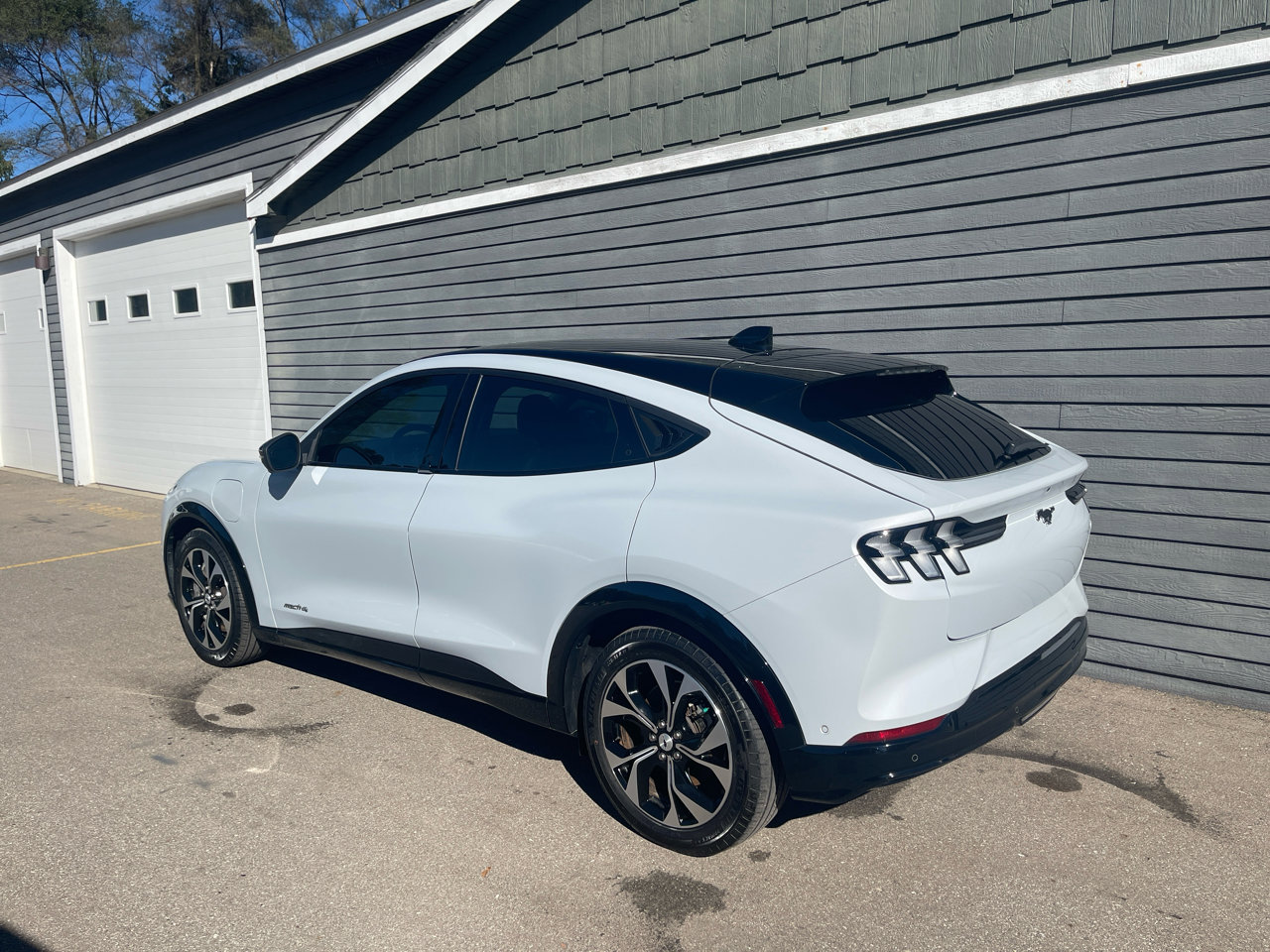 Used 2023 Ford Mustang Mach-E Premium image 10